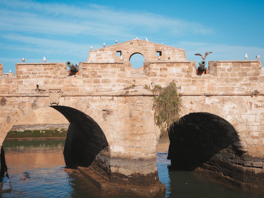 que-ver-en-essaouira-puente-skala du-port-marruecos