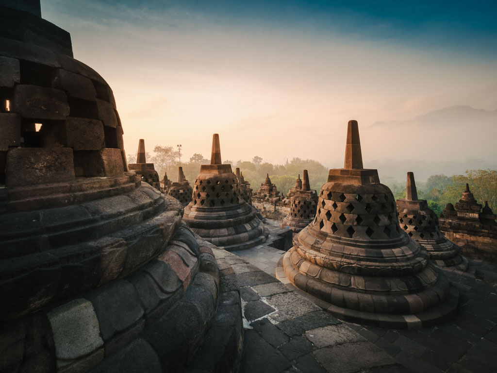 candi-borobudur-indonesia-por-libre-justwotravel