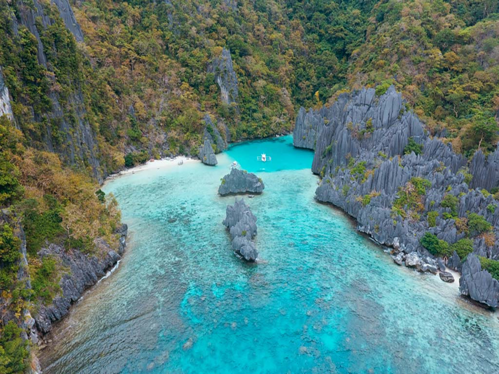 que-ver-y-hacer-en-el-nido-viajar-a-filipinas-justwotravel