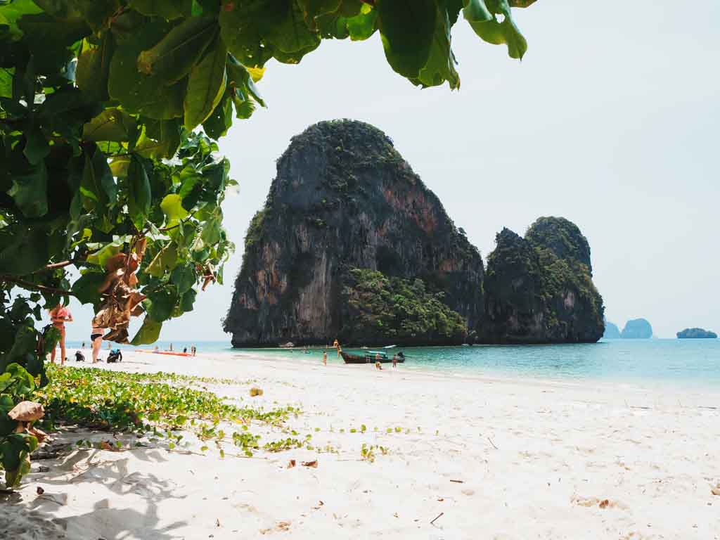 tailandia-por-libre-donde-dormir-en-railay-justwotravel