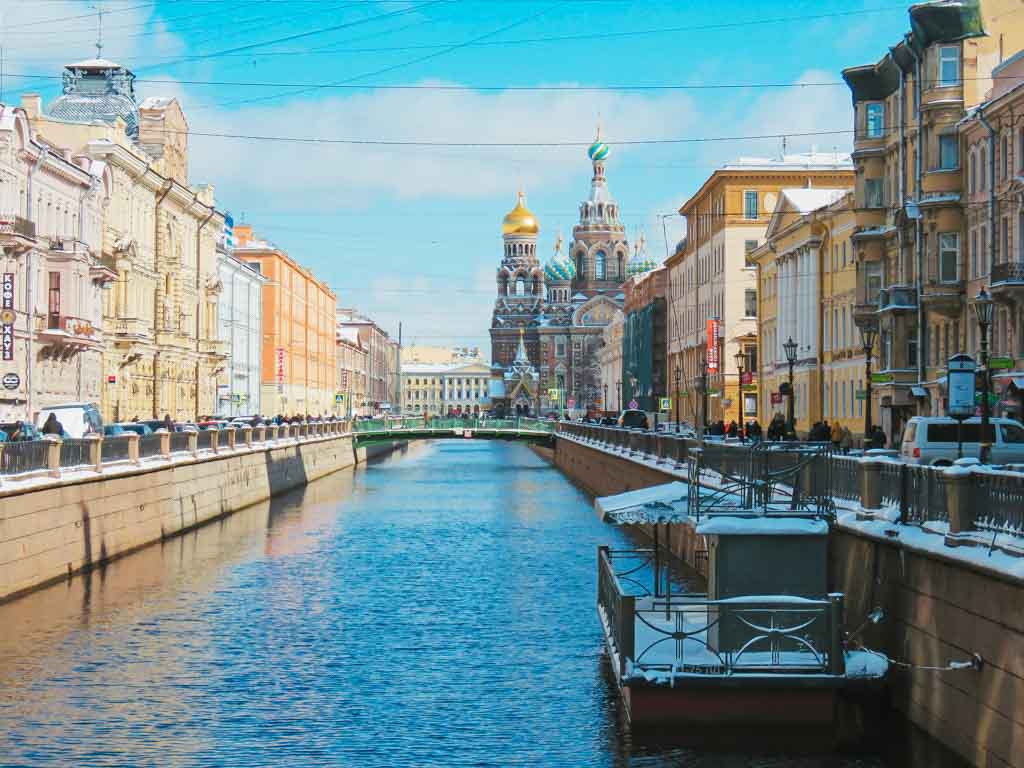 viaje-rusia-por-libre-donde-dormir-en-san-petersburgo-justwotravel